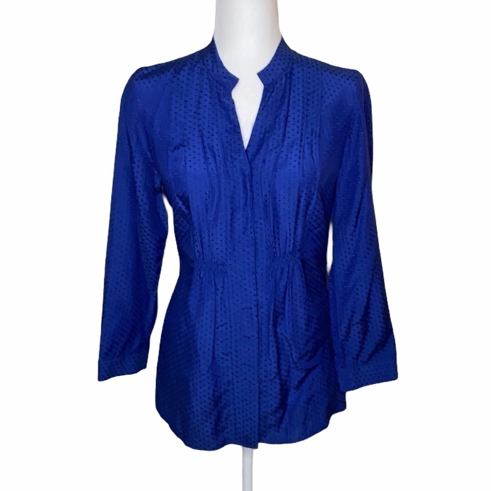 Ellen Tracy long sleeve button down Shirt
